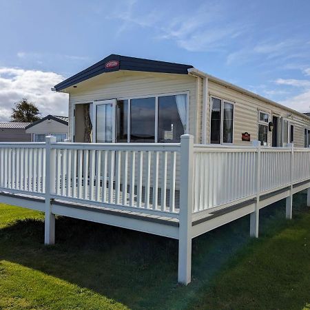 Beautiful Pet Friendly Southerness Caravan With Sea View & Decking Area Mainsriddle Eksteriør bilde